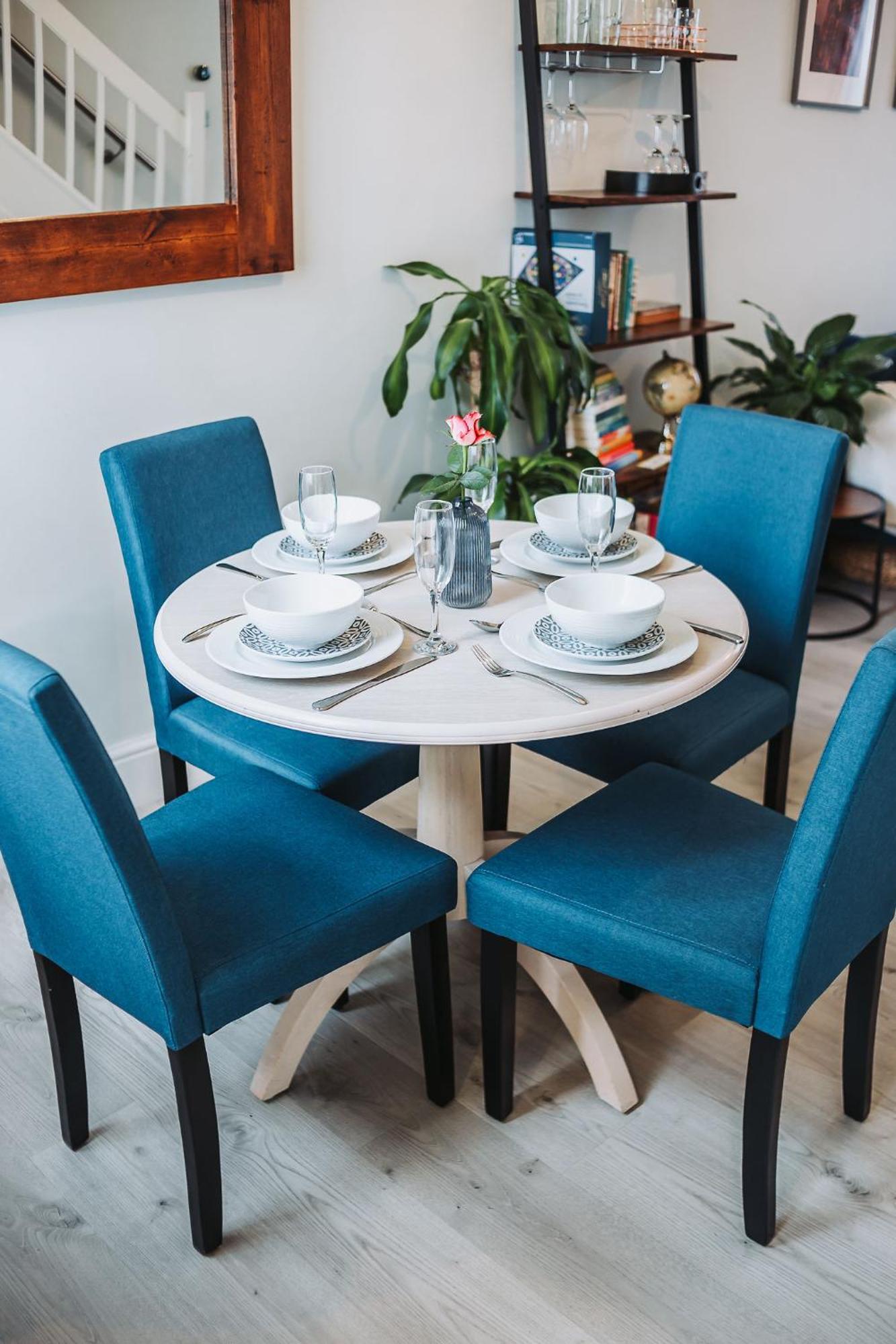 The Pause: Central Chester Retreat with Free Parking Exterior photo